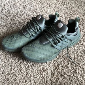 Nike men’s Prestos
